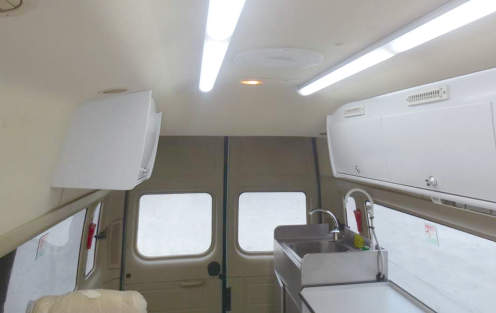 江鈴全順水質(zhì)檢測車