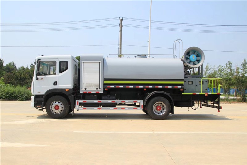 國(guó)六東風(fēng)D9 10噸圓罐抑塵車 國(guó)六東風(fēng)D9 10噸圓罐抑塵車