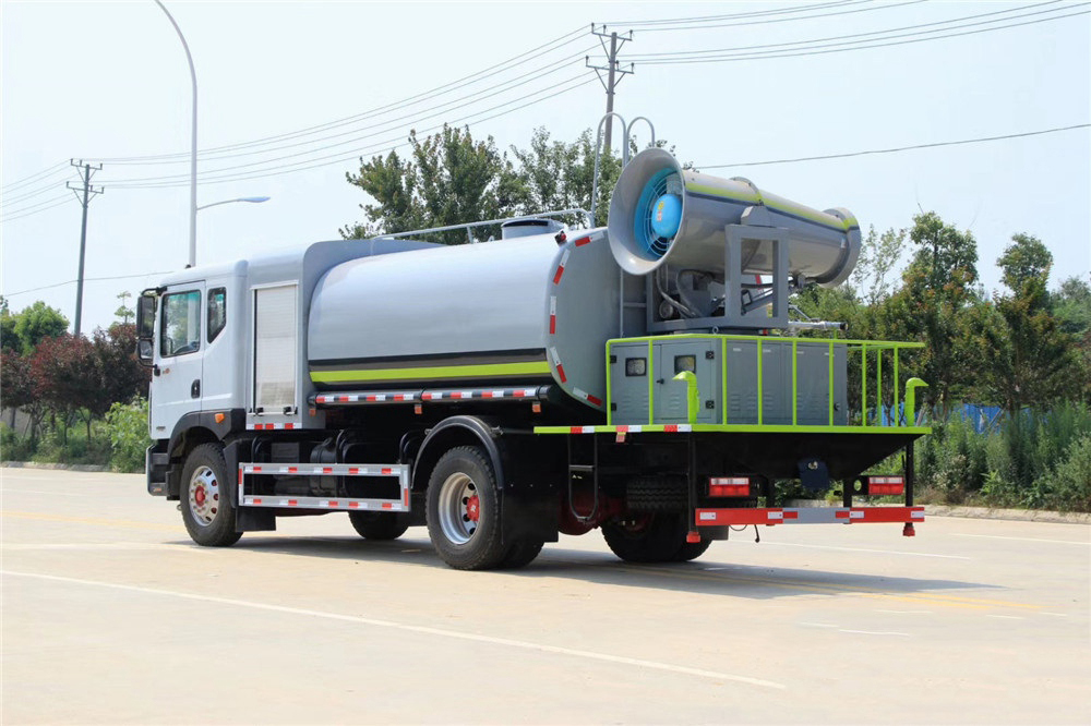 國(guó)六12方東風(fēng)D9 抑塵車50-100米 國(guó)六12方東風(fēng)D9 抑塵車50-100米