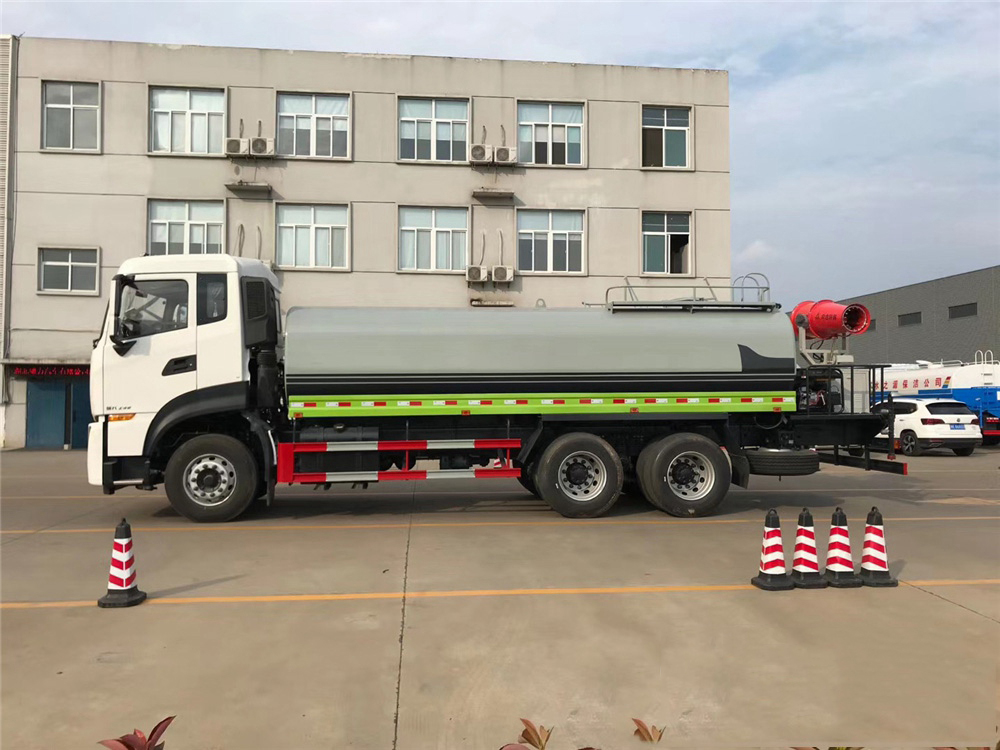 國六18方東風(fēng)天龍后雙橋 霧炮車30-50米 國六18方東風(fēng)天龍后雙橋 霧炮車30-50米