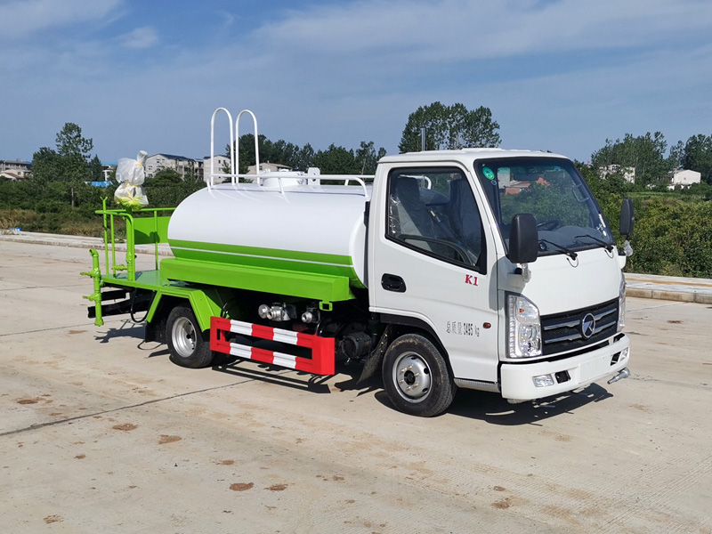 凱馬2方藍牌灑水車 凱馬2方藍牌灑水車