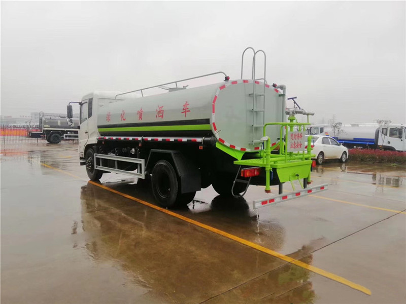 國(guó)六14方東風(fēng)灑水車 國(guó)六14方東風(fēng)灑水車