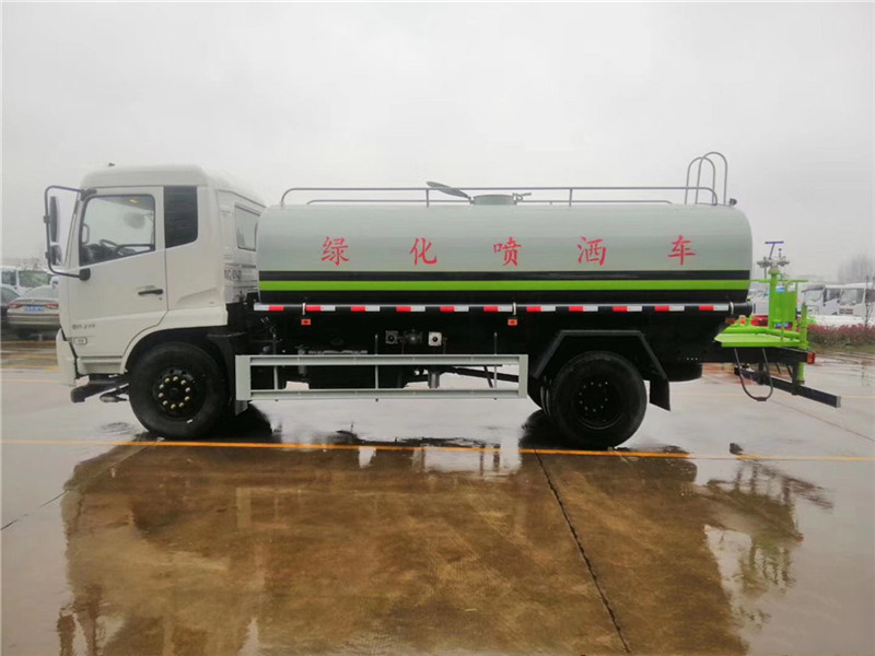 國(guó)六14方東風(fēng)灑水車 國(guó)六14方東風(fēng)灑水車