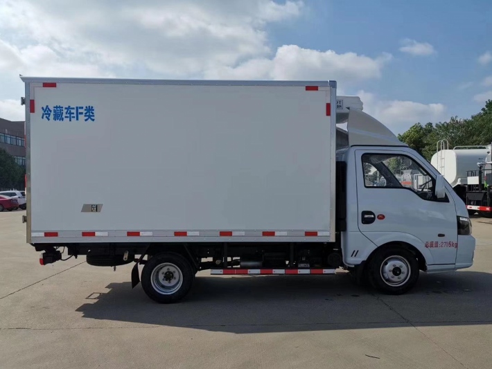 國六東風(fēng)汽油后雙輪冷藏車 國六東風(fēng)汽油后雙輪冷藏車