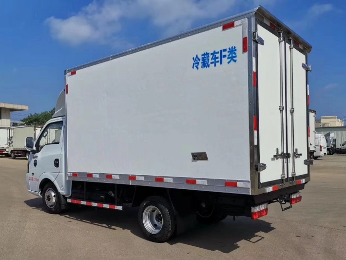 國六東風(fēng)汽油后雙輪冷藏車 國六東風(fēng)汽油后雙輪冷藏車