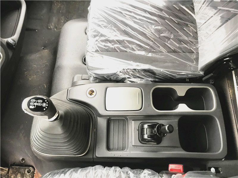 國六 福田奧鈴大黃蜂6.8米冷藏車 國六 福田奧鈴大黃蜂6.8米冷藏車