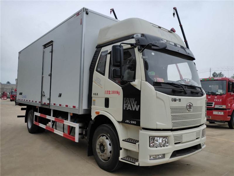 國(guó)六 解放J6L高頂雙臥6.8米冷藏車 國(guó)六 解放J6L高頂雙臥6.8米冷藏車