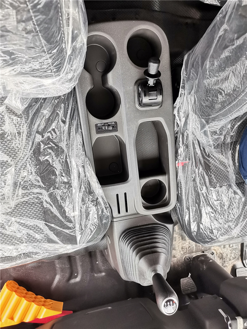 國(guó)六 解放J6L高頂雙臥6.8米冷藏車 國(guó)六 解放J6L高頂雙臥6.8米冷藏車