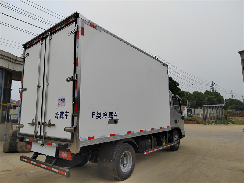 國六 福田奧鈴4.2米排半冷藏車 國六 福田奧鈴4.2米排半冷藏車