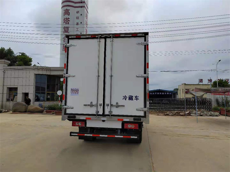 國六 福田歐馬可4.2米130馬力冷藏車 國六 福田歐馬可4.2米130馬力冷藏車