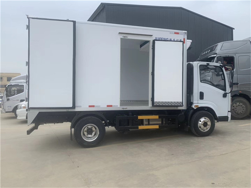 國六 東風行易EV新能源油電混合動力4.2米 國六 東風行易EV新能源油電混合動力4.2米