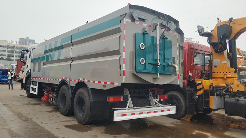 東風天龍洗掃車國六 東風天龍洗掃車國六