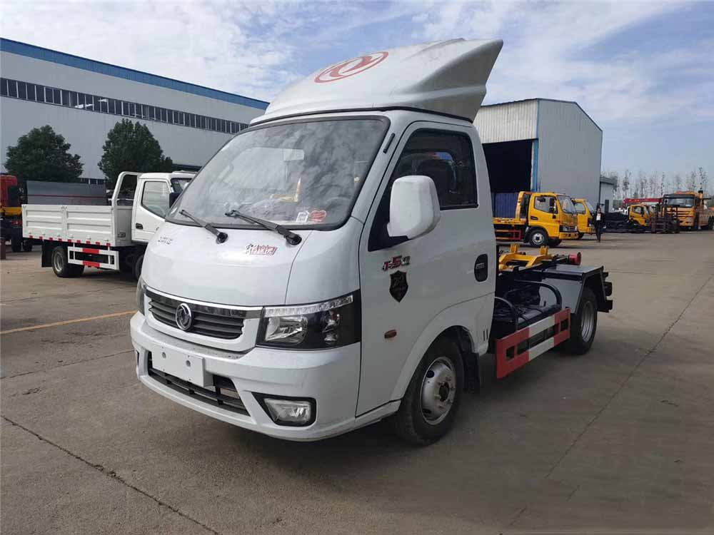 國六3-4方 藍(lán)牌東風(fēng)途逸 勾臂垃圾車 國六3-4方 藍(lán)牌東風(fēng)途逸 勾臂垃圾車