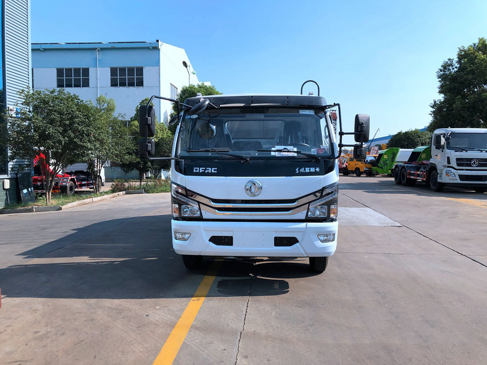 國六8立方東風(fēng)D7 壓縮垃圾車 國六8立方東風(fēng)D7 壓縮垃圾車