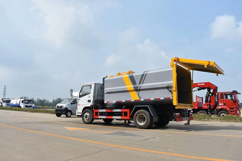 國六7方 藍牌東風D6 側裝壓縮垃圾車 國六7方 藍牌東風D6 側裝壓縮垃圾車