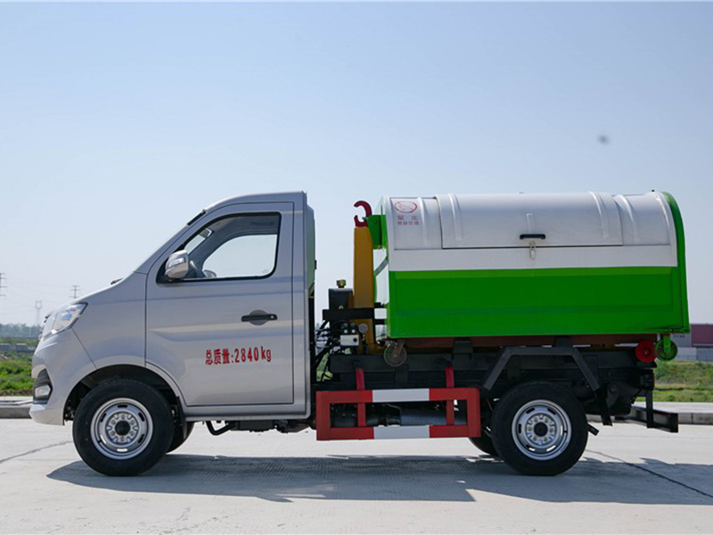長安2700勾臂垃圾車 長安2700勾臂垃圾車