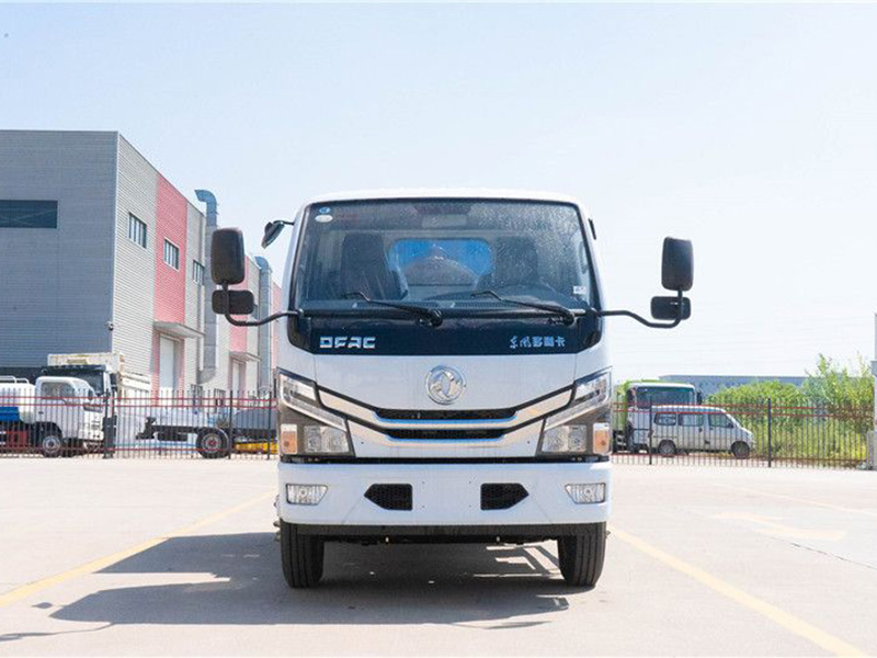 黃牌多利卡5方勾臂垃圾車(chē) 黃牌多利卡5方勾臂垃圾車(chē)