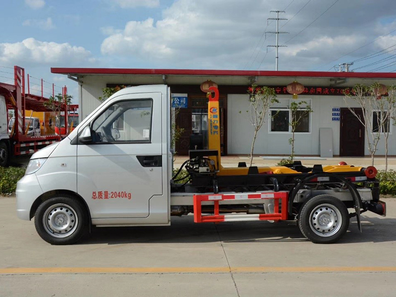 開瑞3050勾臂垃圾車 開瑞3050勾臂垃圾車