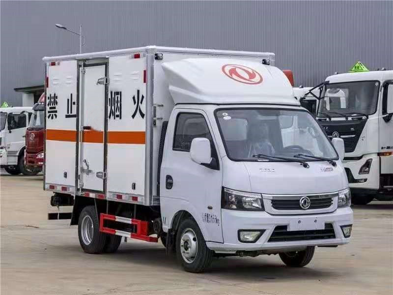東風(fēng)途逸3.4米貨廂爆破器材運(yùn)輸車 東風(fēng)途逸3.4米貨廂爆破器材運(yùn)輸車