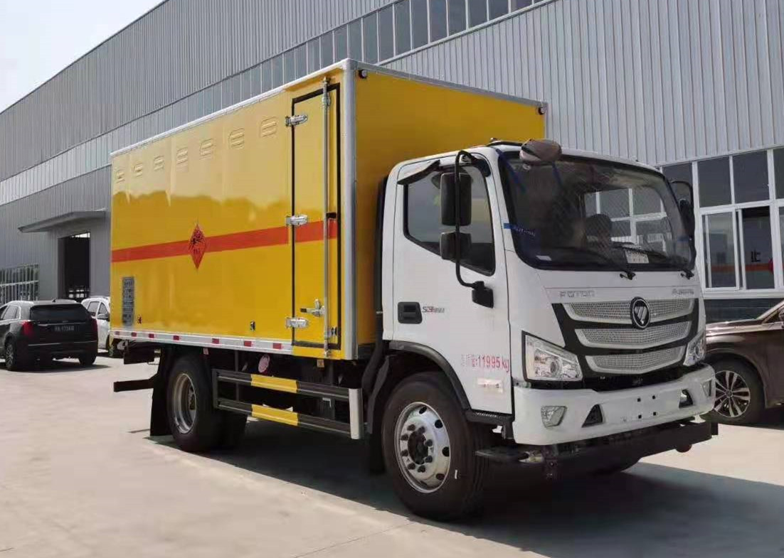 福田歐馬可5.15米爆破器材運輸車 福田歐馬可5.15米爆破器材運輸車