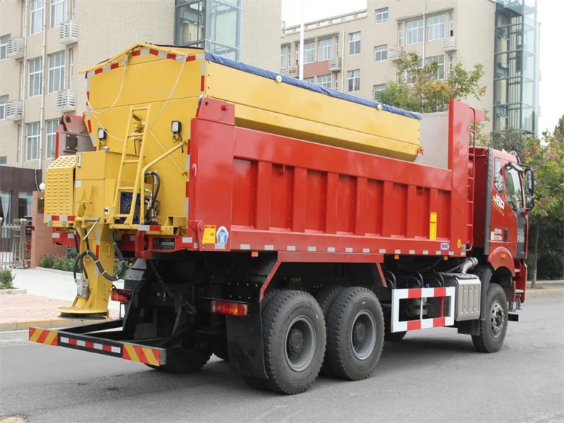 12方融雪劑撒布機(jī) 12方融雪劑撒布機(jī)