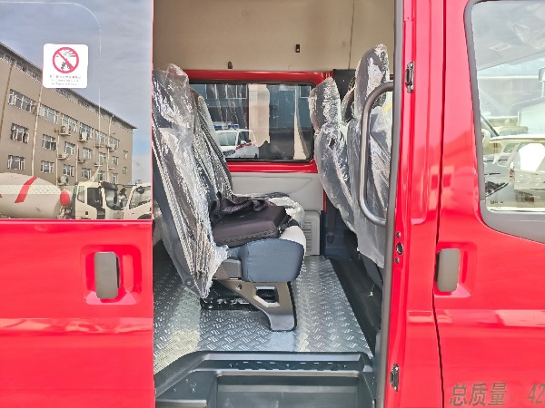 福特福順救險(xiǎn)車/氣防車（九座版）